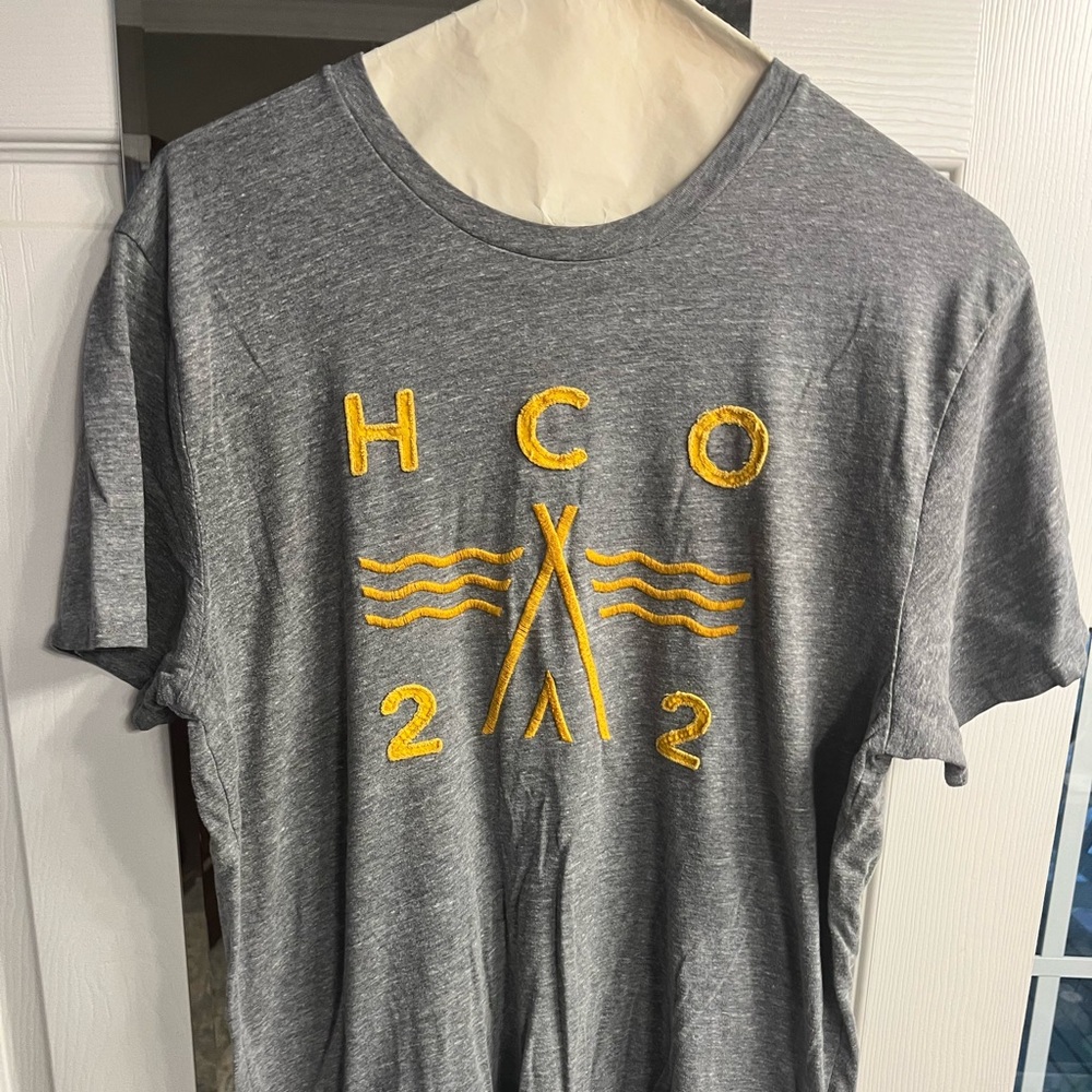 Men’s Hollister tshirt size Large.